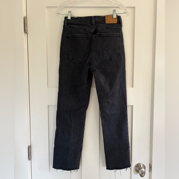 Aritzia Denim Forum Arlo High Rise Straight Jean Size 26 - Picture 3 of 8